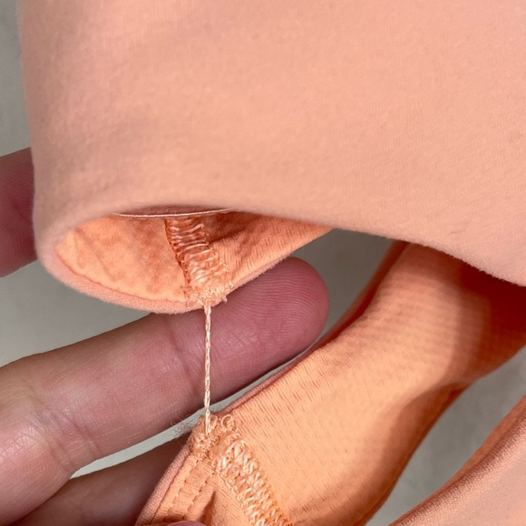 Athleta Conscious Crop Cut Out Bra Size Medium - Picture 3 of 7